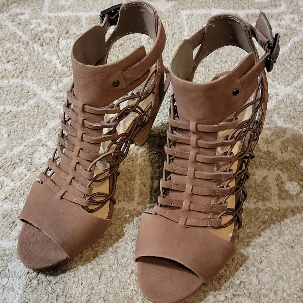 Vince Camuto Evel Sandal